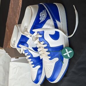 Jordan 1 Mid Kentucky Blue (W)